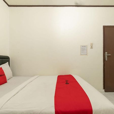 Reddoorz Near Pondok Indah Water Park Jakarta Eksteriør bilde